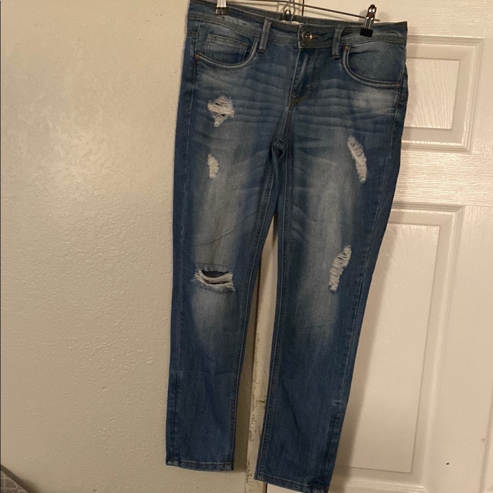 Dollhouse Blue Ankle Cropped Distressed Jeans